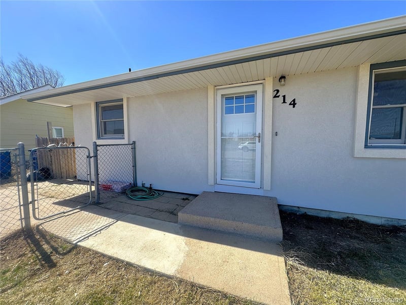 214 Main St, Genoa, CO 80818