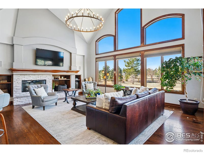 8733 Portico Ln, Longmont, CO 80503
