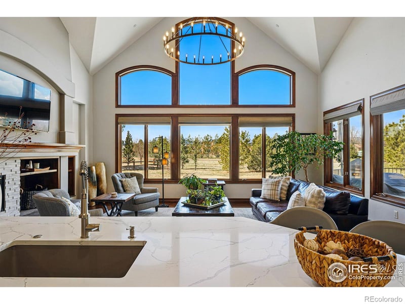 8733 Portico Ln, Longmont, CO 80503