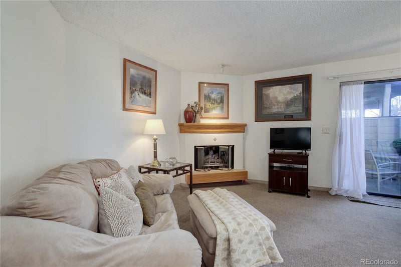 6380 S Boston St #111, Greenwood Village, CO 80111
