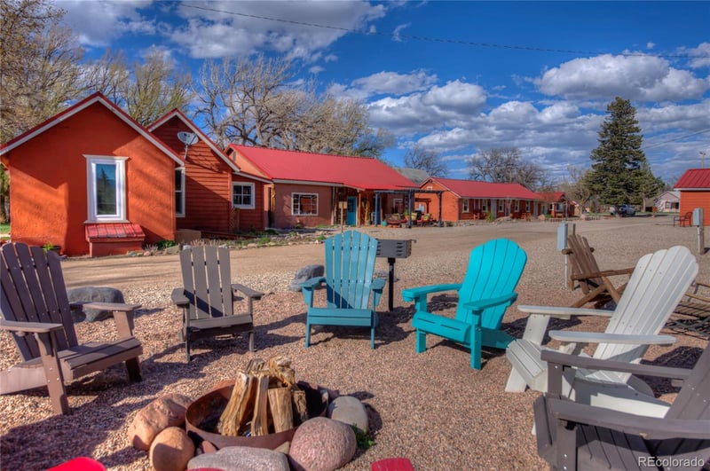 404 Oak St, La Veta, CO 81055
