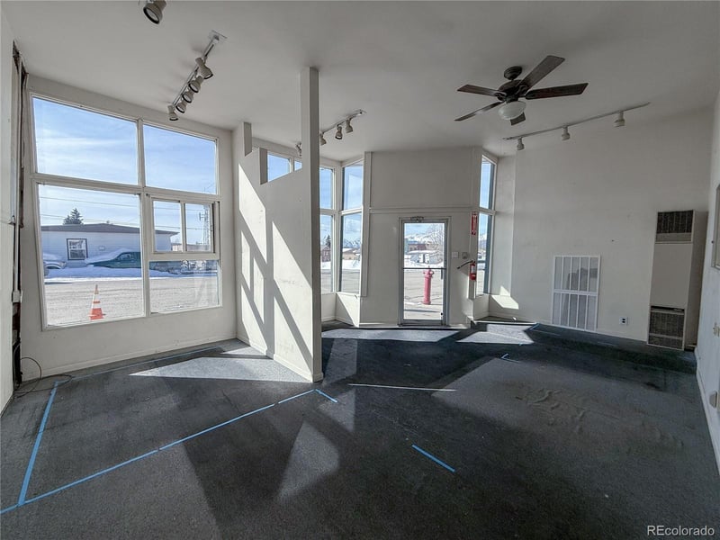 200 6th St, Leadville, CO 80461