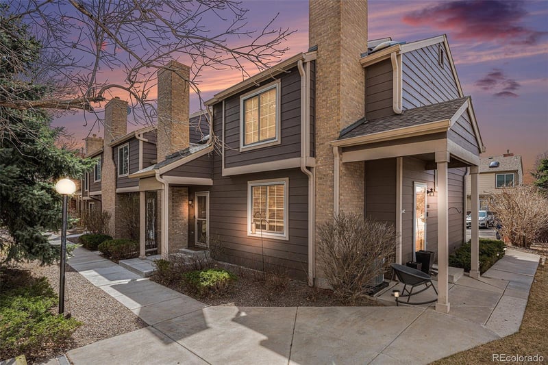 804 Summer Dr, Highlands Ranch, CO 80126