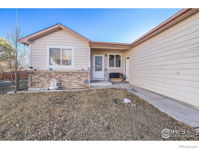 2250 44th St, Loveland, CO 80538