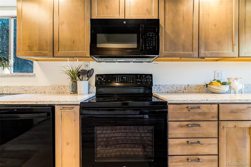 9083 W 88th Cir, Westminster, CO 80021