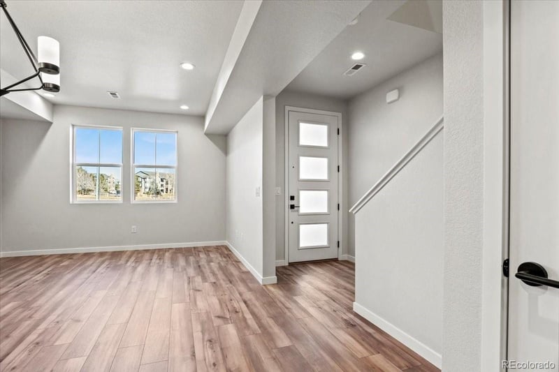 2839 103rd Dr, Thornton, CO 80229