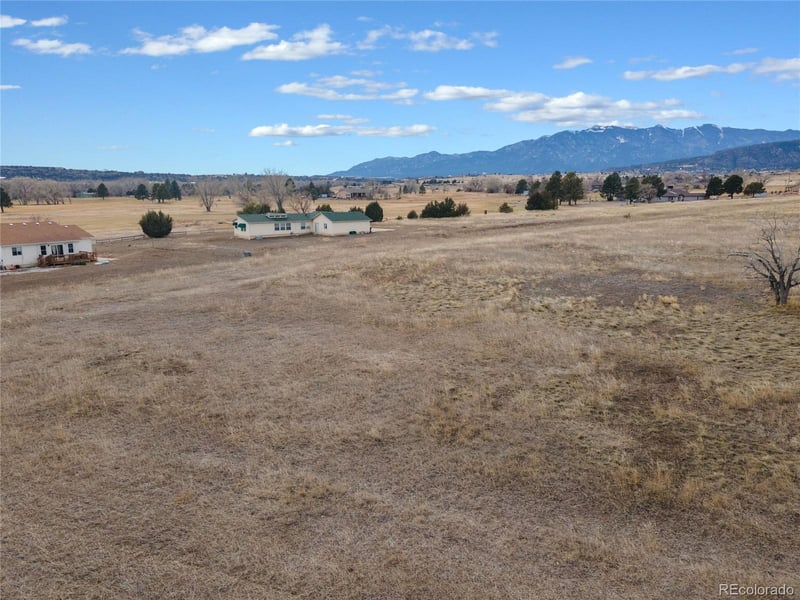 1122 Little Snake Dr, Colorado City, CO 81019