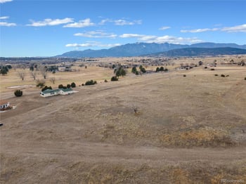 1122 Little Snake Dr, Colorado City, CO 81019