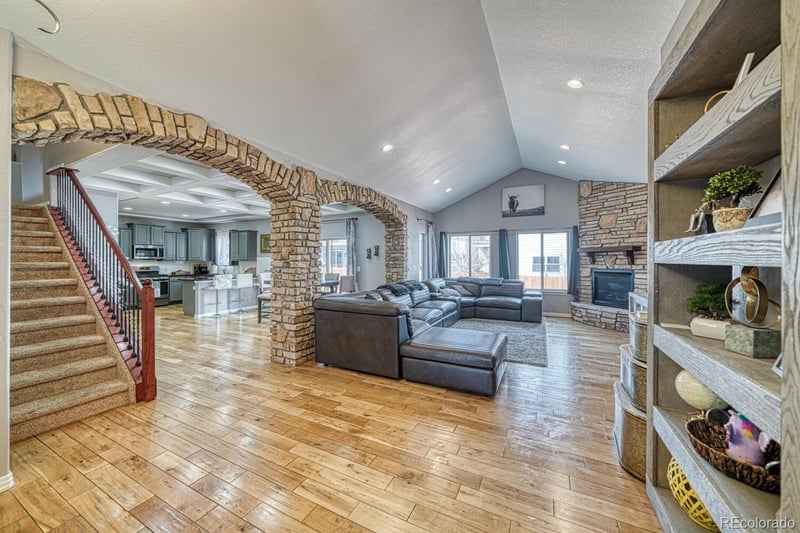 1118 E Sabeta Ave, Poncha Springs, CO 81242