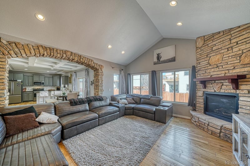 1118 E Sabeta Ave, Poncha Springs, CO 81242