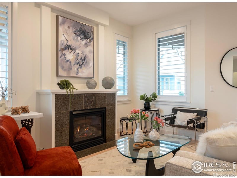 906 Confidence Dr, Longmont, CO 80504