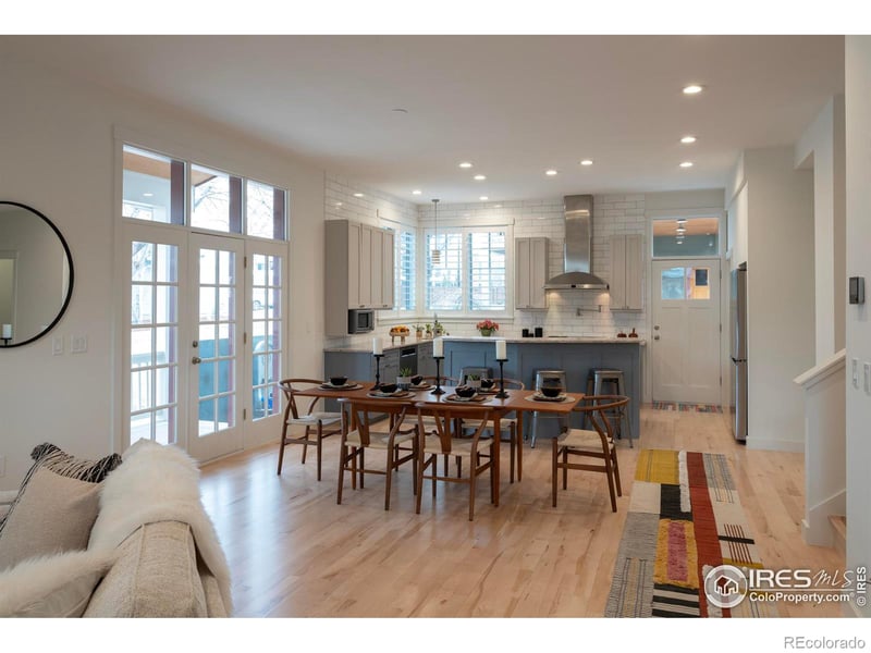 906 Confidence Dr, Longmont, CO 80504