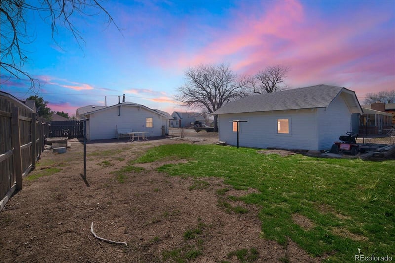345 E Woodward Ave, Keenesburg, CO 80643
