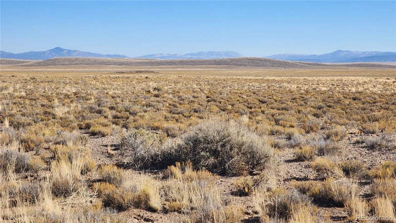 Huron Ave, Blanca, CO 81123