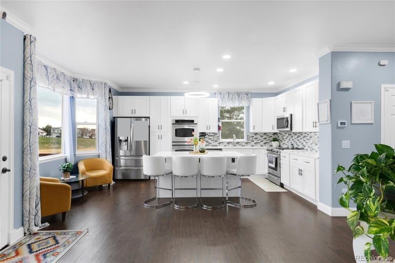 21062 E Mansfield Pl, Aurora, CO 80013