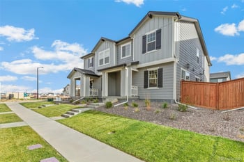 28616 6th Pl, Watkins, CO 80137