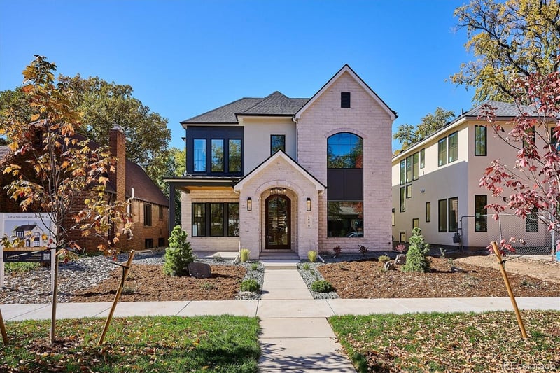 1679 Bellaire St, Denver, CO 80220