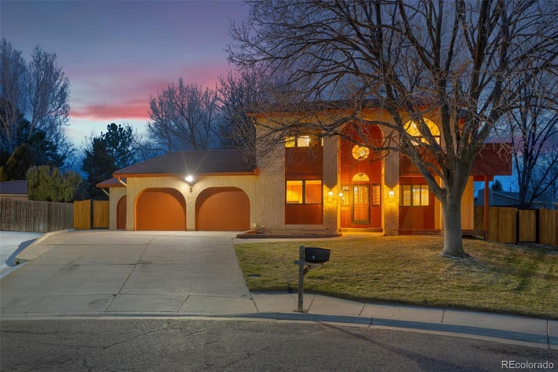 5 Sandcastle Ct, Pueblo, CO 81001