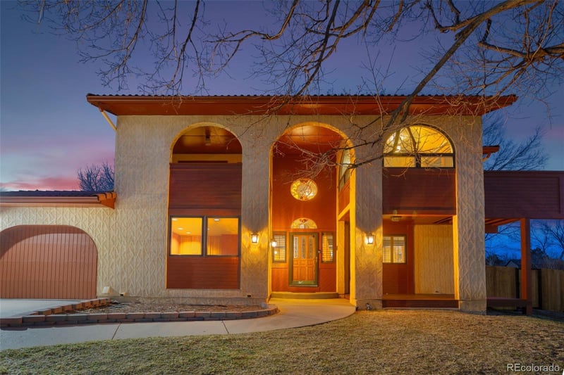 5 Sandcastle Ct, Pueblo, CO 81001
