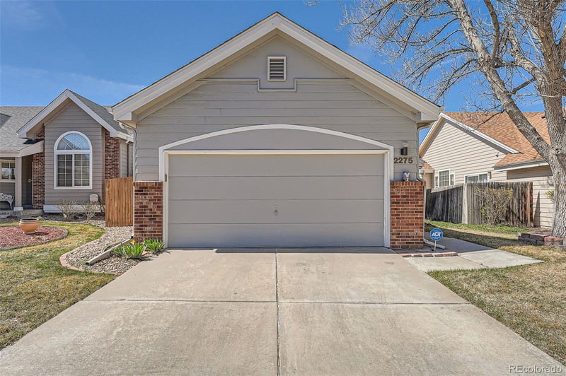 2275 Kenton St, Aurora, CO 80014
