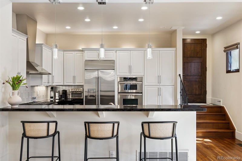 138 Monroe St, Denver, CO 80206