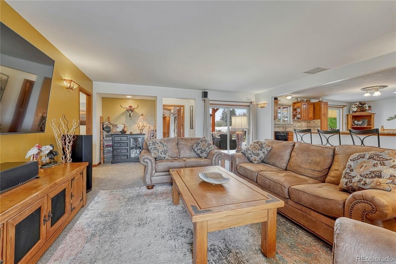 8180 Queen St, Arvada, CO 80005