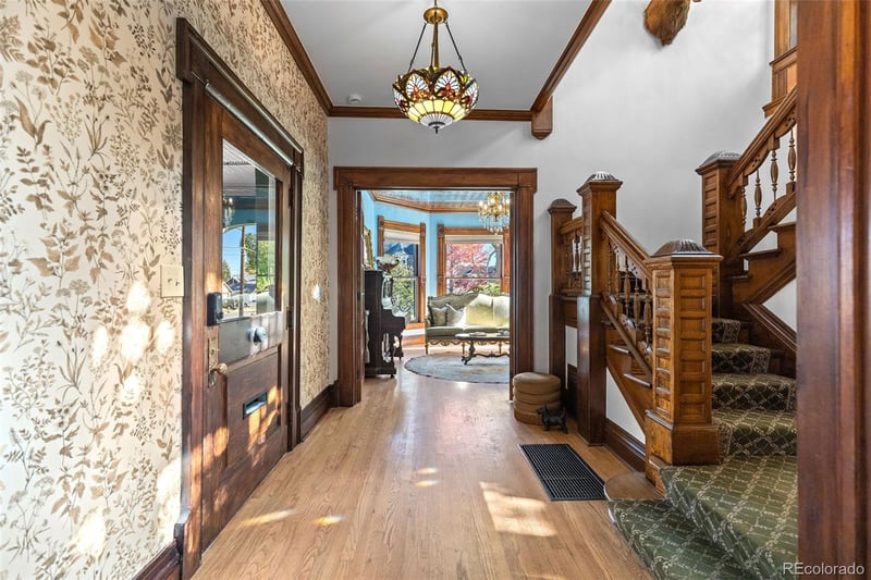 1389 Stuart St, Denver, CO 80204