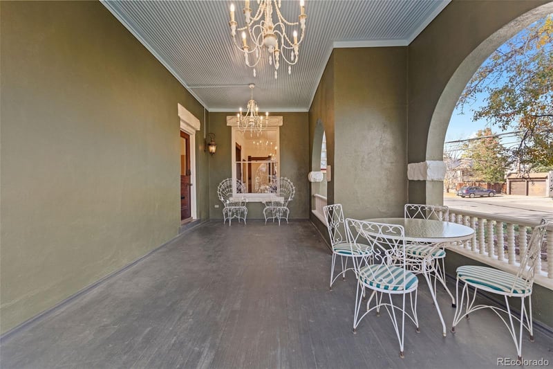 1389 Stuart St, Denver, CO 80204