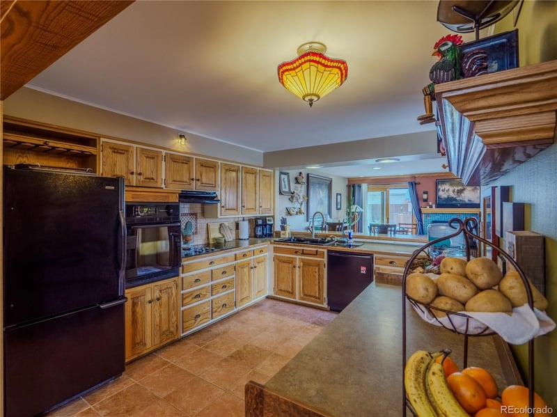 549 2nd St, Salida, CO 81201