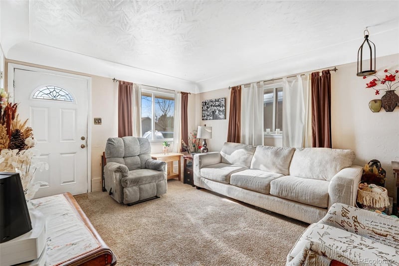 518 Cherry St, Hudson, CO 80642