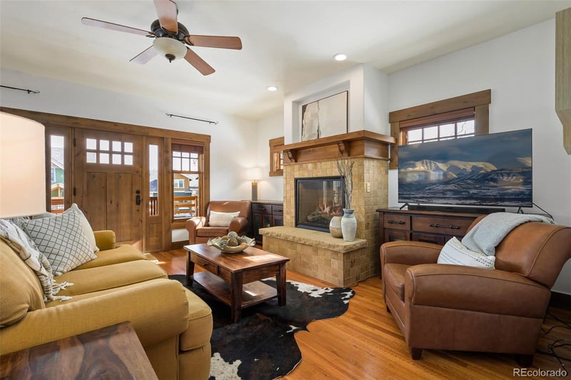 21 Meadow Trl, Fraser, CO 80442