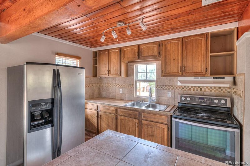 11 Hupp Rd, Bailey, CO 80421