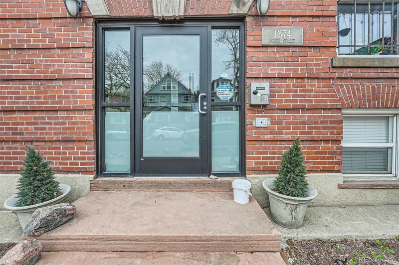 1374 Ogden St #B, Denver, CO 80218