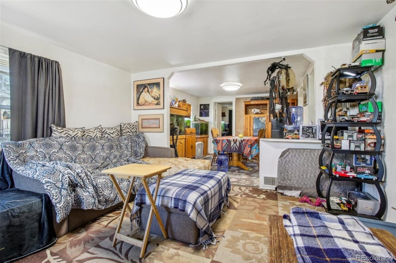 360 Main St, Keenesburg, CO 80643