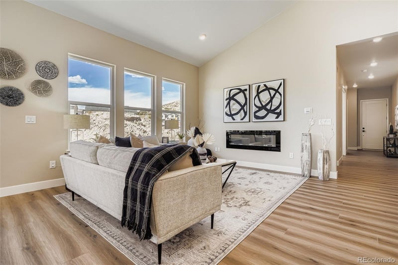 2011 Grayside Cir, Castle Rock, CO 80109