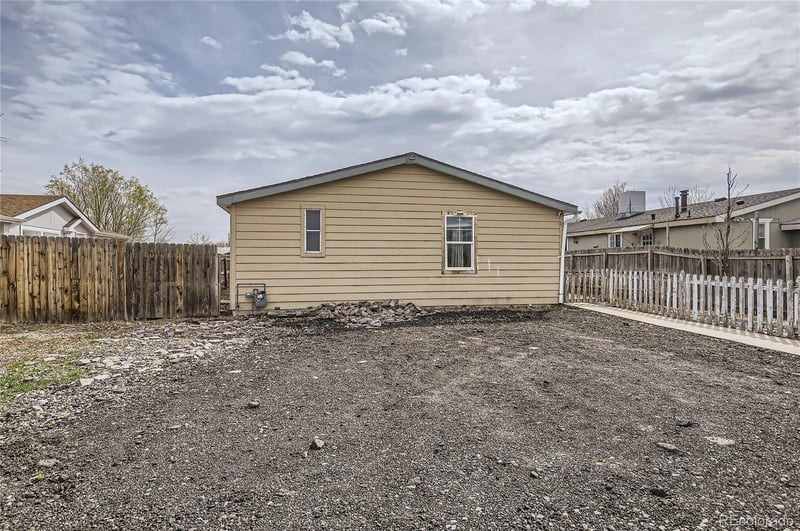 130 Elm St, Hudson, CO 80642