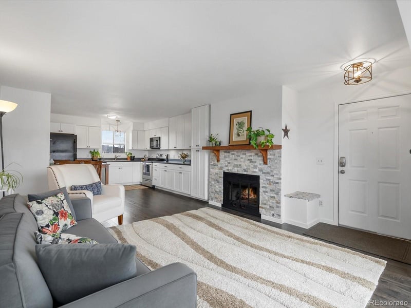 4226 S Eldridge St #207, Morrison, CO 80465
