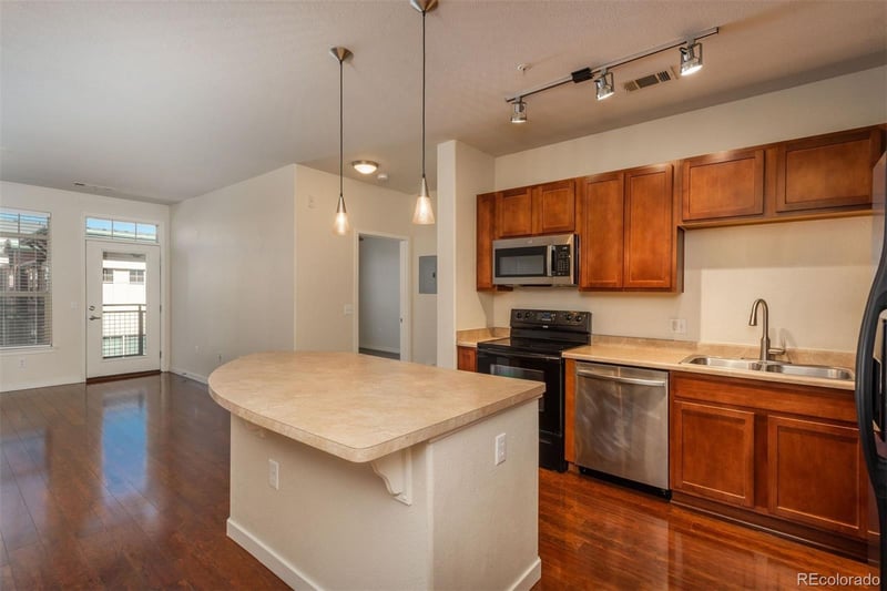 13456 Via Varra #208, Broomfield, CO 80020