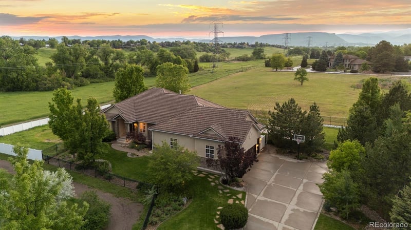 5653 Yank St, Arvada, CO 80002