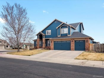 8346 Vivian St, Arvada, CO 80005