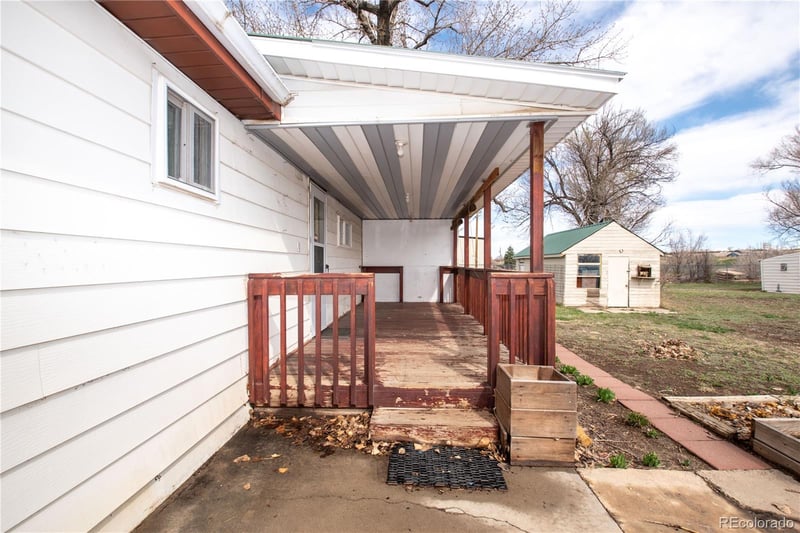 455 Elm St, Deer Trail, CO 80105