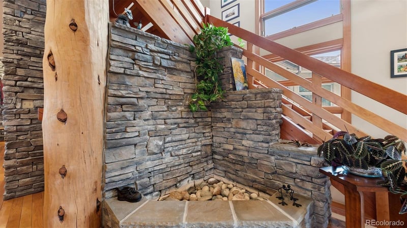 700 Sunrise Cir, Woodland Park, CO 80863