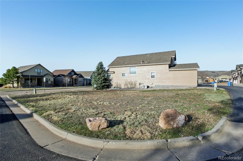 1802 Prairie Ridge Dr, Fort Collins, CO 80526
