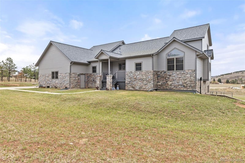 3065 Wildes Rd, Loveland, CO 80538