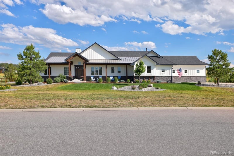 2705 Fox View Trl, Franktown, CO 80116