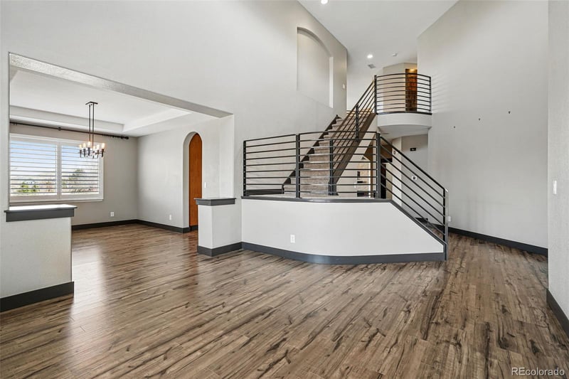 19423 W 52nd Dr, Golden, CO 80403