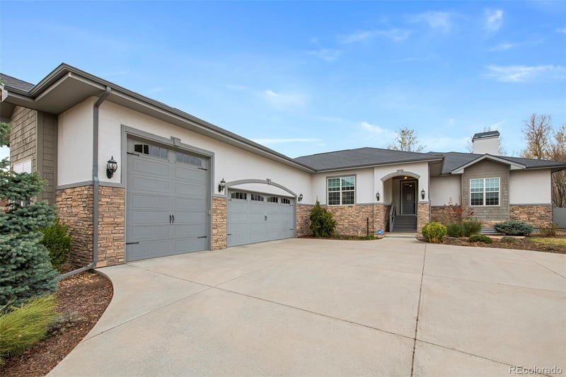 8155 W Tennessee Dr, Lakewood, CO 80226