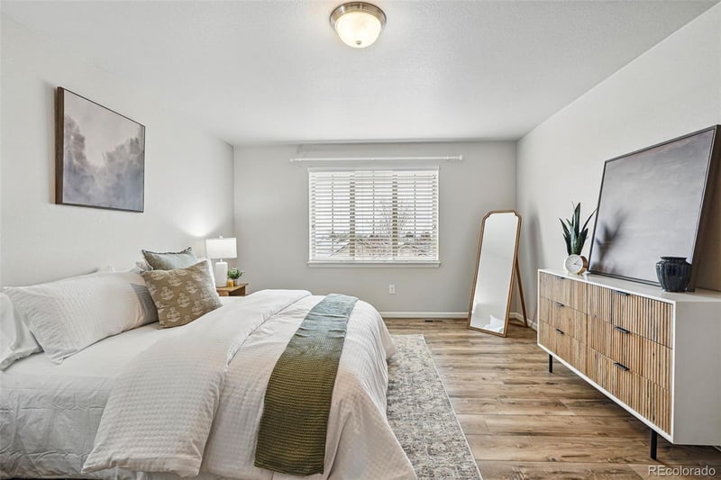 2562 S Kendrick St, Denver, CO 80228