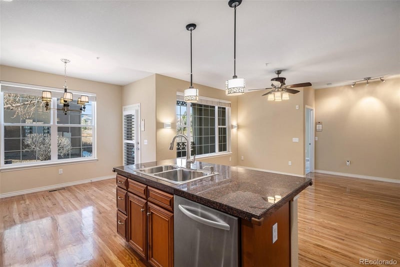 11962 Long Cir #103, Littleton, CO 80127