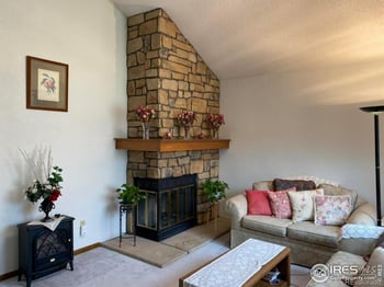 6239 Willow Ln, Boulder, CO 80301